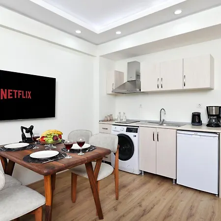 Modern With Elevator At Taksim&istiklal 아파트 이스탄불